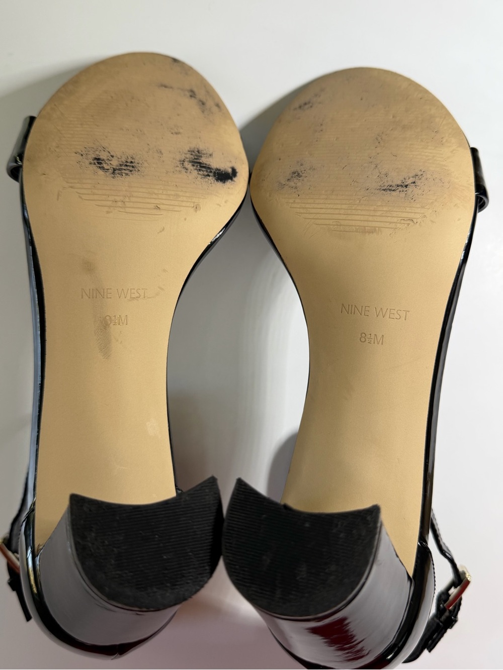Nine West Black Patent Ankle Strap Block Heel Sandals Size 8.5 - Picture 4 of 9